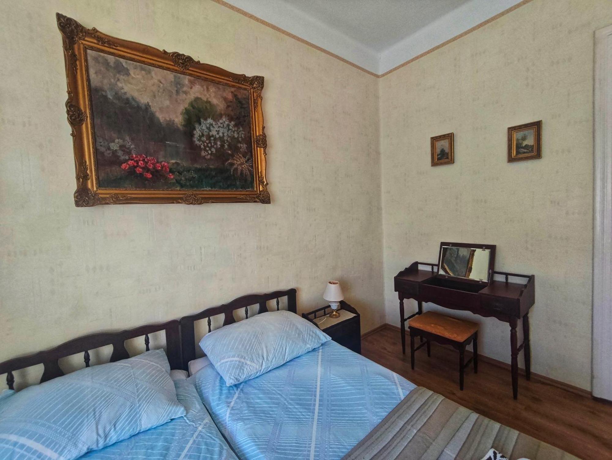 Illes Vendeghaz Hotel Keszthely Exterior foto